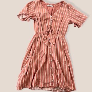 Small Abercrombie and Fitch pink dress